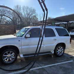 2002 Cadillac Escalade