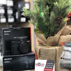 Sony Rx100vii Point And Shoot Camera