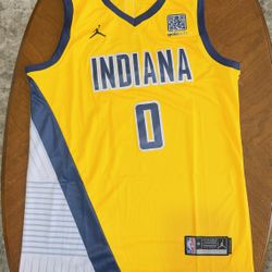 Haliburton #0 Size L