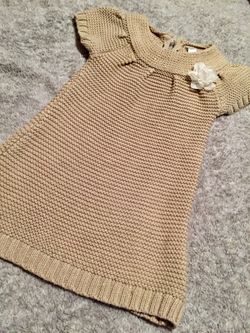 VGUC 24 2T Cream Gold Knit Sweater Dress