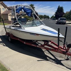 Boat Year 1990