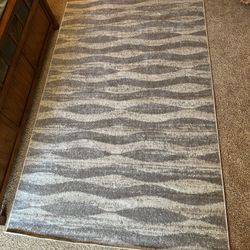 5 X 8 NEW Nuloom Gray And Winter White Rug