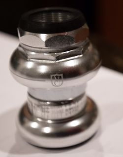 Velo Orange 1” French threaded headset