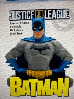 Classic Batman bust dc direct. Justice league collectible