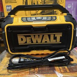 DEWALT 20V MAX Cordless Bluetooth Speaker (Tool Only)