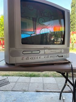 Magnavox 19inch  Dvd/Vcr combo crt tv