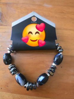 Black Beaded Stretch Bracelet🧚♀️ NEW SEVERAL NEW BRACETS $6 EA OR $5 EA IF YOU GET 2 OR MORE