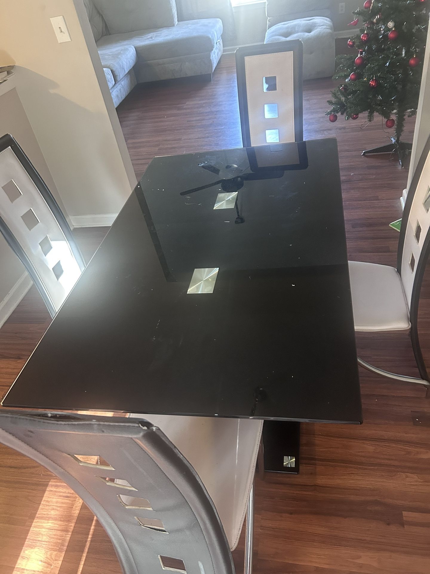 Used Table Set