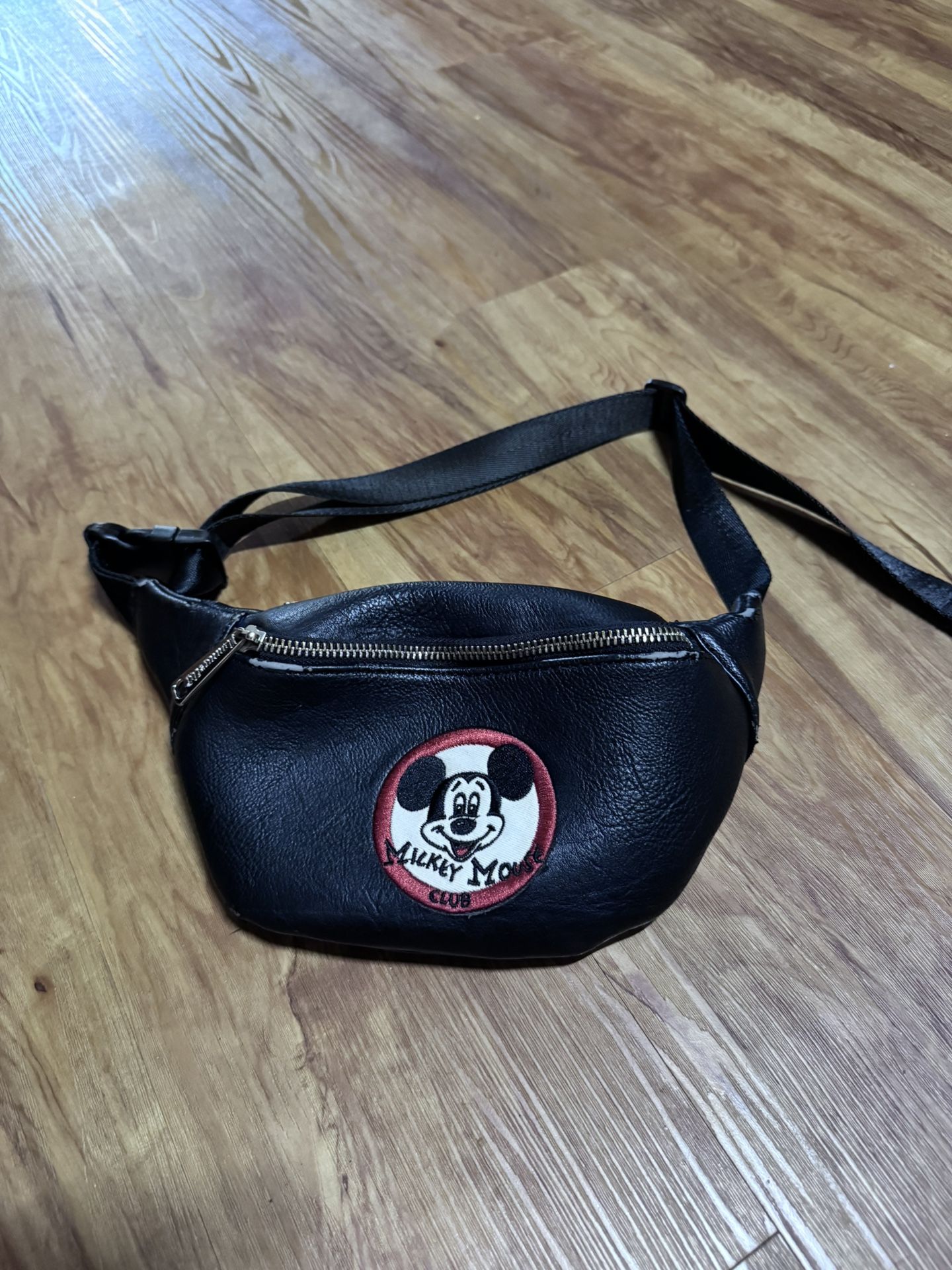 Disneyland Lounge Fly Vintage Mickey Mouse Club Fanny waist bag Pack Faux Leathe
