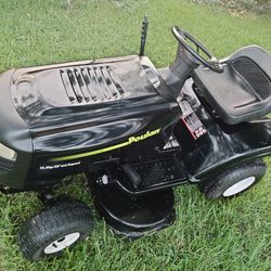 Poulan Riding Lawn Mower Tractor 38" 15.5 Hp