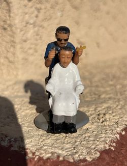 Homies Comb & Shaver Barber Chair Peloquero & Lil Chino