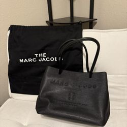Marc Jacobs East West Leather Tote Black