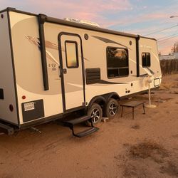 2017 Jayco Jay feather $16,000