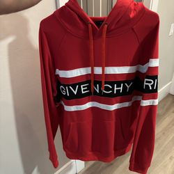 Men’s Sweater Size M/L