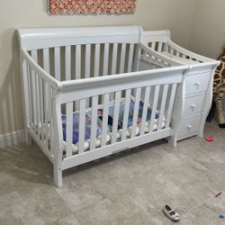 Baby Crib 