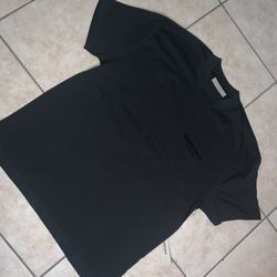 Essentials tee Size m 