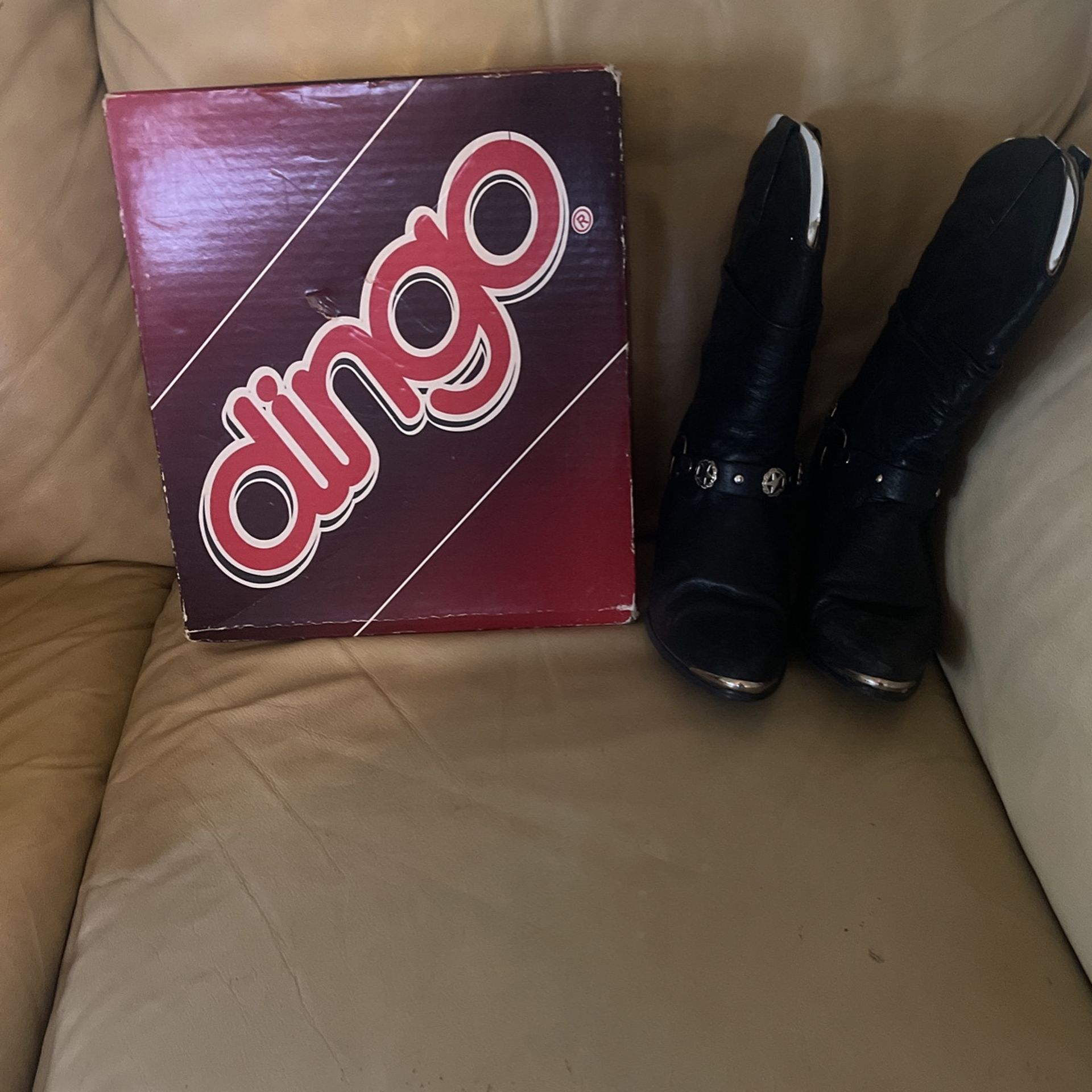 Dingo Boots