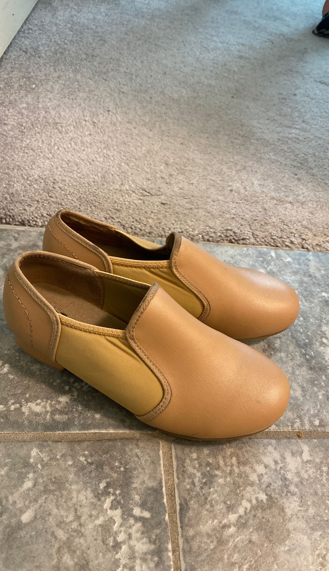 tan tap shoes