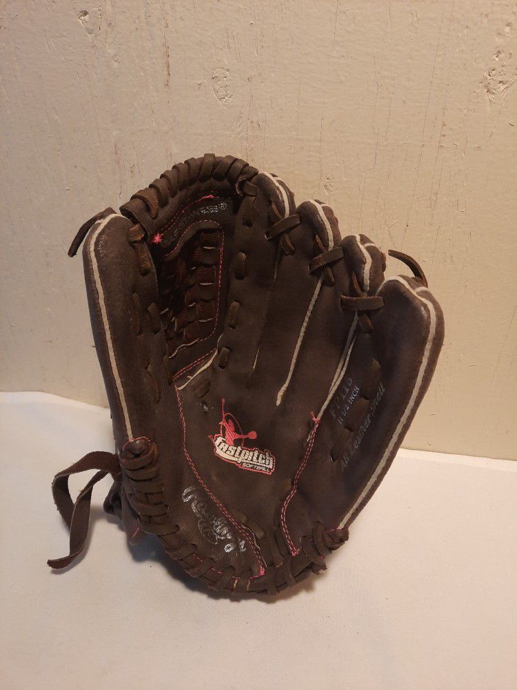 Fastpitch Series 11.5" Softball Infield Glove