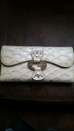 Guess wallet