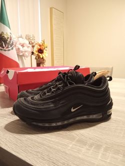 Nike AirMax 97 (Women's 7.5) Black/Metallic Silver