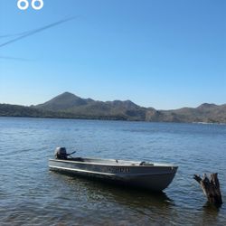 14’ V Hull w/ 9.8hp New Tohatsu