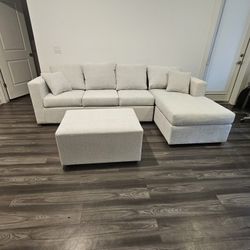 White Sofa Chaise With FREE OTTOMAN 