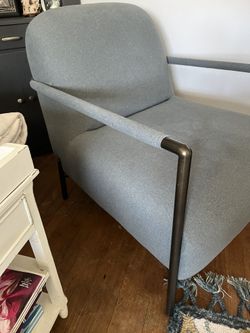 Livings Spaces Accent Chair