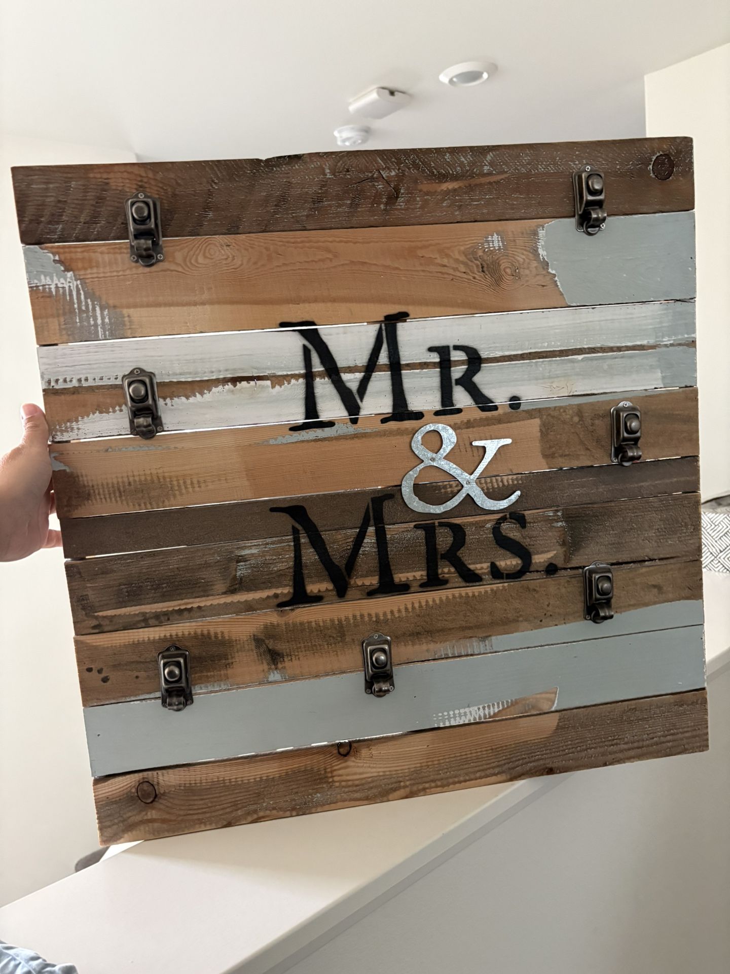 Mr & Mrs Wooden Sign