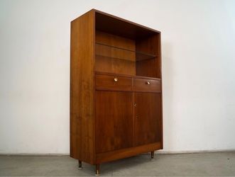 1960’s Mid-Century Modern Walnut Cabinet / Hutch Shelf