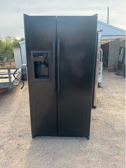 GE REFRIGERATOR
