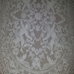 Beautiful vintage tablecloth