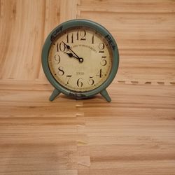 Cafe De Marguerite's Wall Clock 1950 Vintage Style 