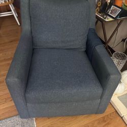 Really nice and comfortable blue swivel chair