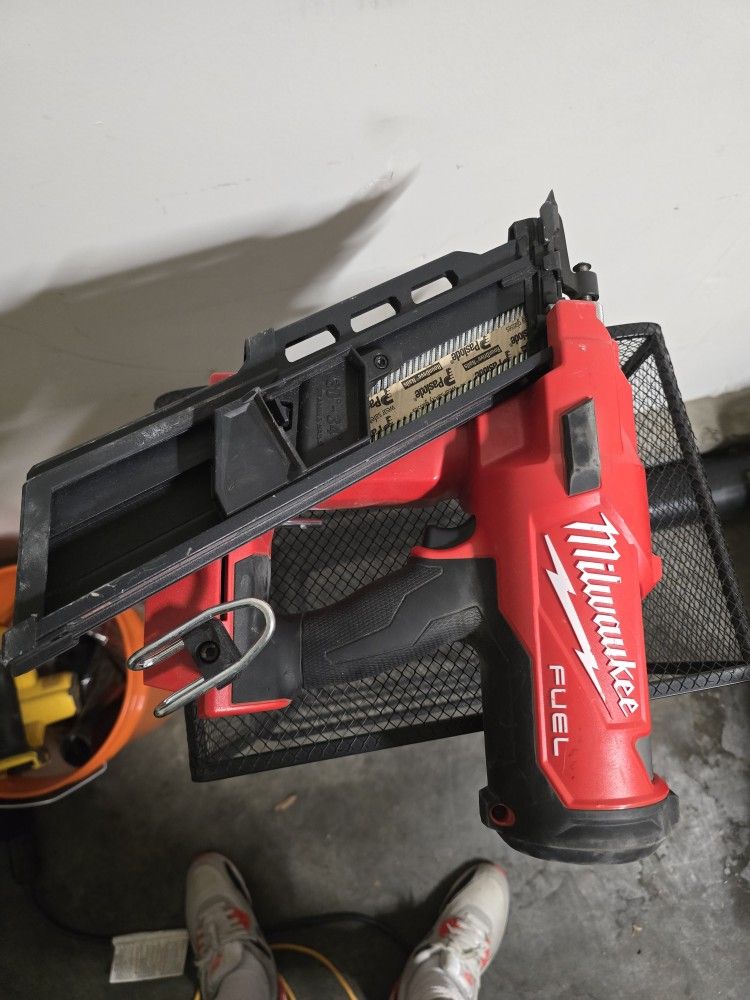Nail Gun