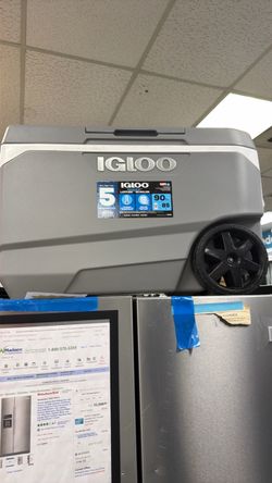 Igloo-Maxcold Latitude 90 Qt Ice Chest