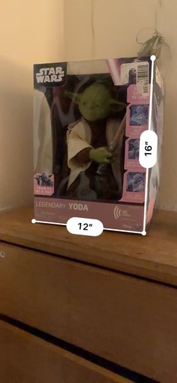 STAR-WARS LEGENDARY YODA