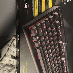  Corsair K63 Compact Keyboard Cherry Mx Red Switches