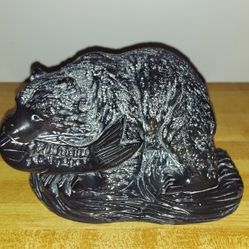 VINTAGE 1972 AARDVARK HAND CARVED SOAP STONE BEAR CATCHING SALMON FISH STATUE 7" MADE IN CANADA