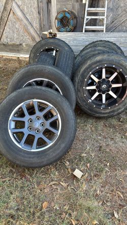 20” Black Rims And 18” Black Rims