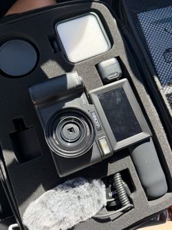 Minolta Vlog Camera Kit with Accessories
