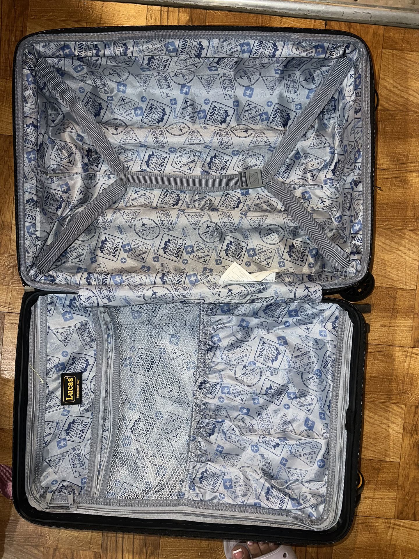 Lucas Brand Carry-on