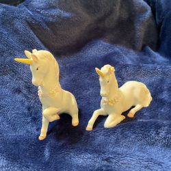 Vtg. 1983 Enesco Pair Porcelain Unicorns.