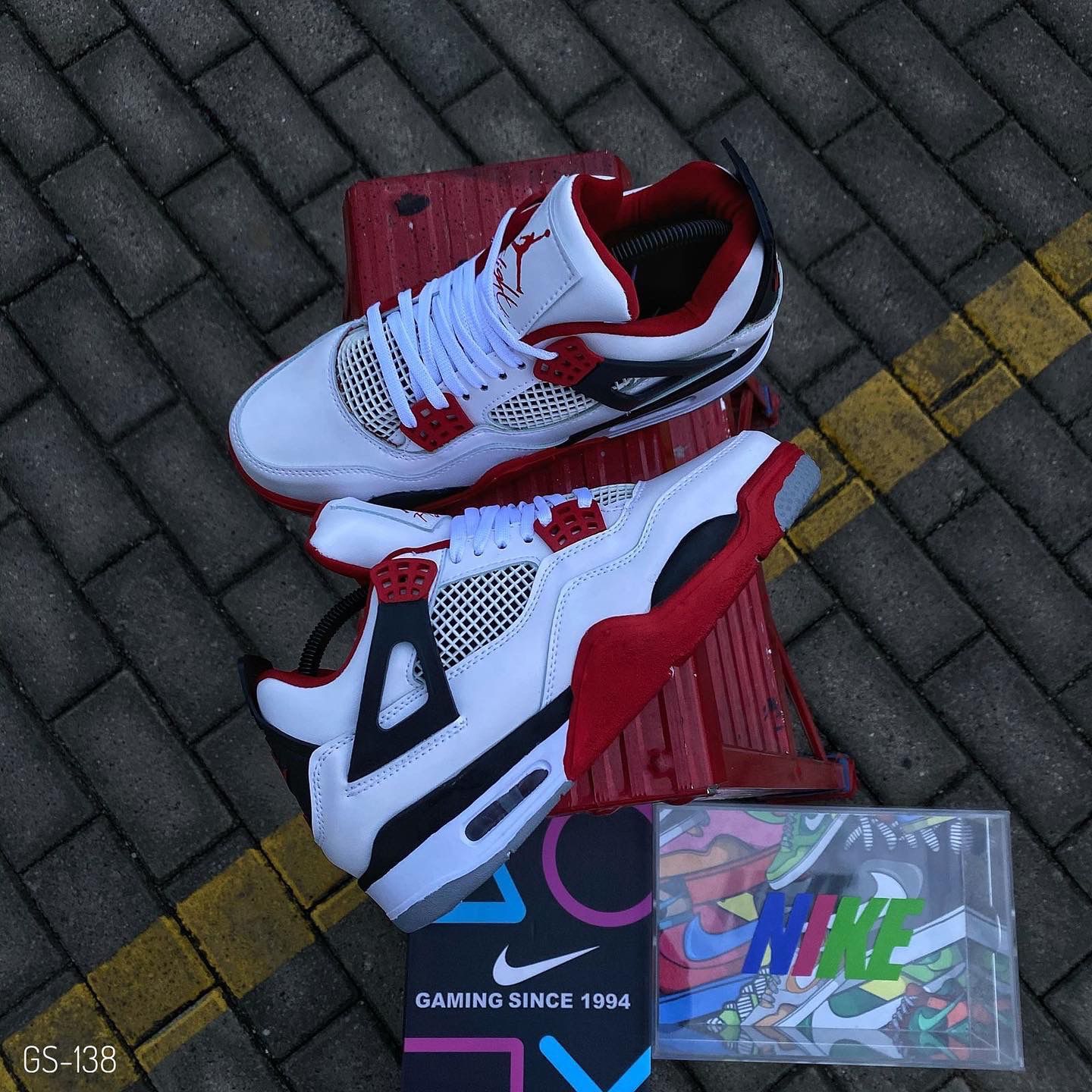 Air Jordan Retro 4, Fire Tallas 5,6,,8,,