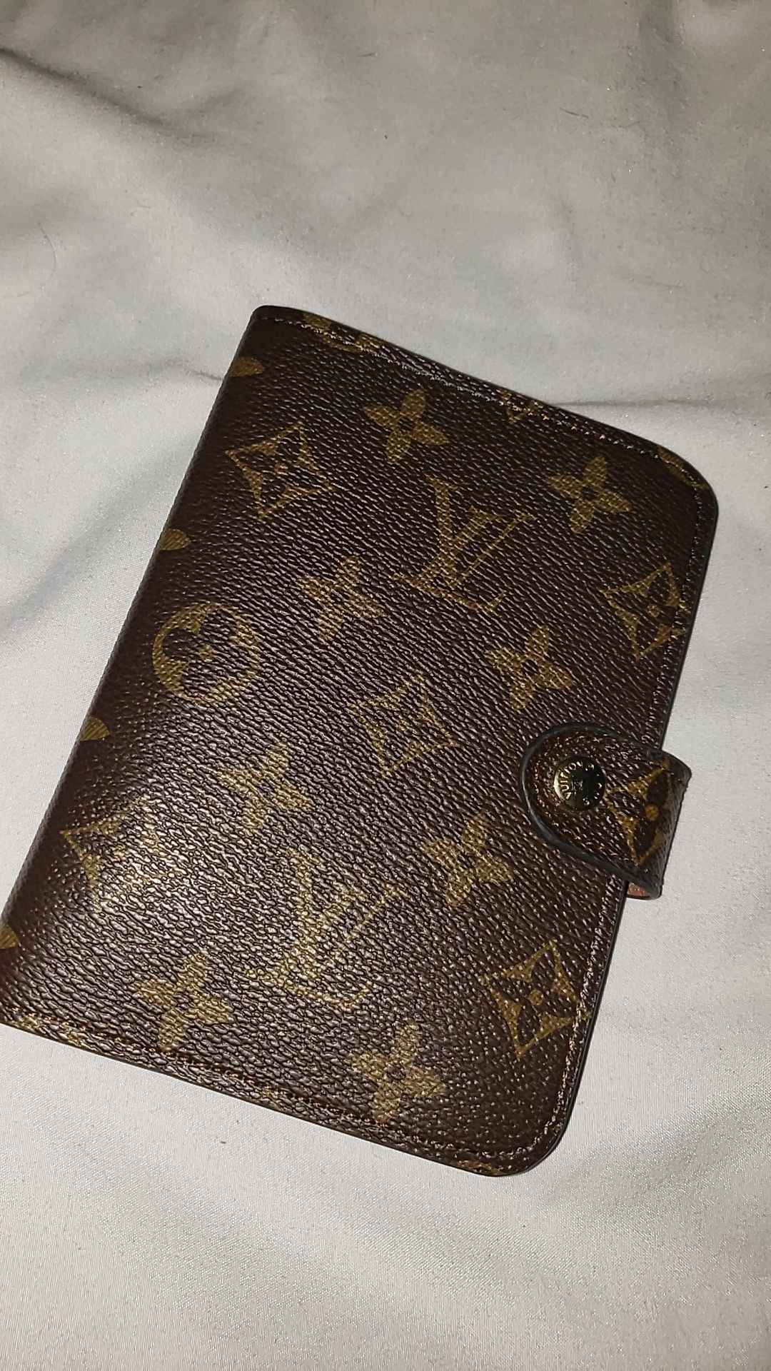 Louis Vuitton address book