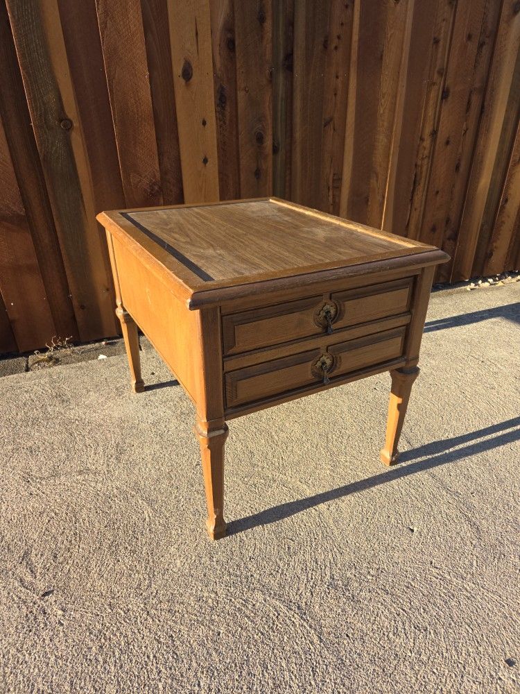 Wooden 1-drawer End Table