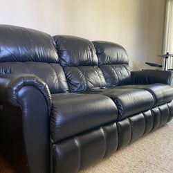 LaZ Boy Reclining Leather Couch - $700 OBO