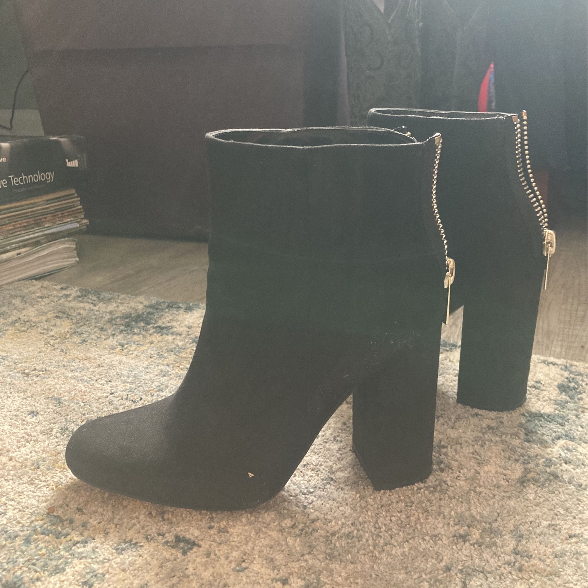 Black Just fab heeled Boots