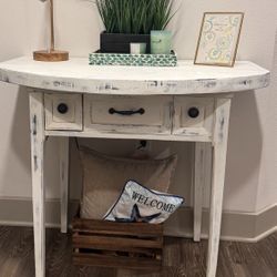 Farmhouse solid wood entry table with mirror – distressed white finish