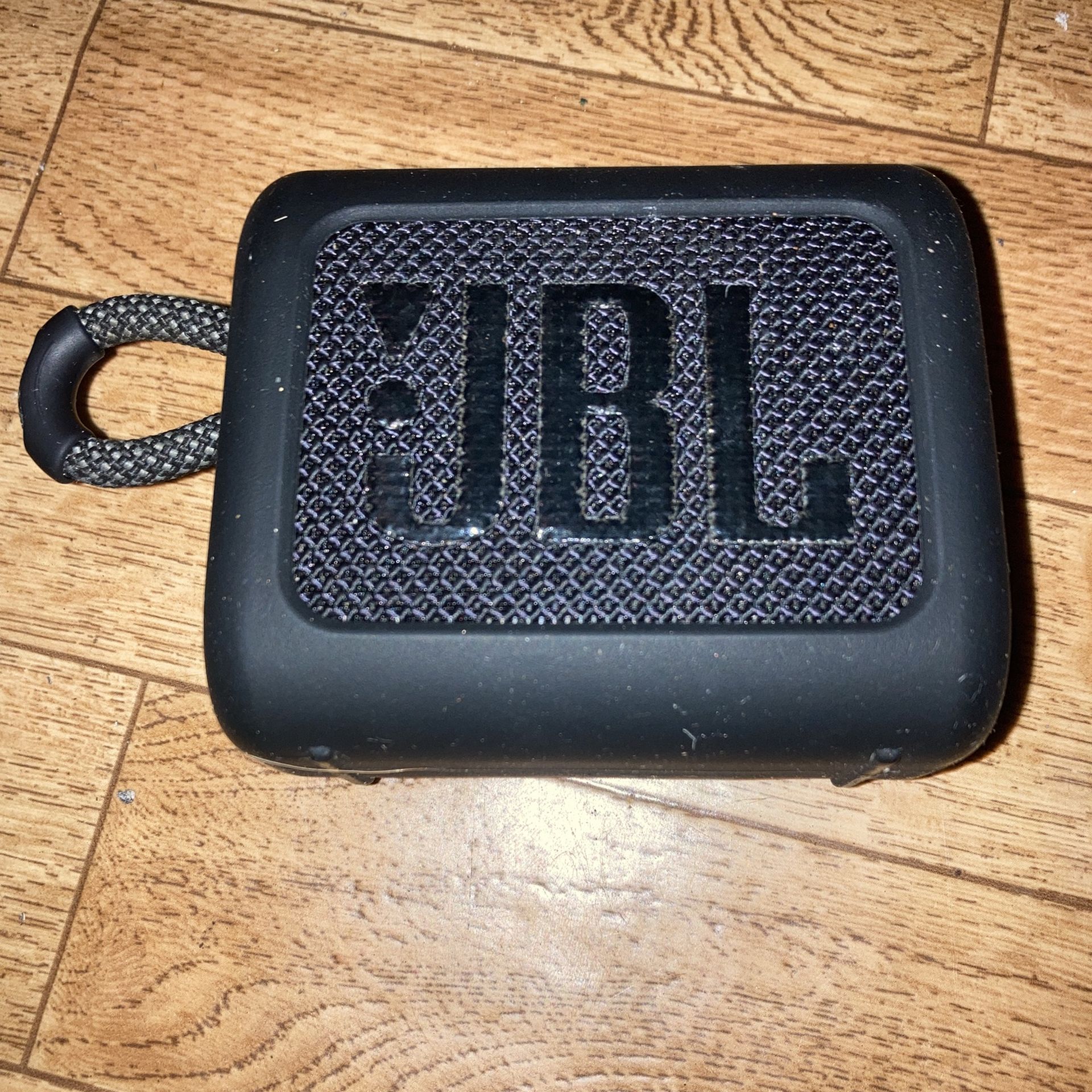 JBL Portable loud Speaker $30
